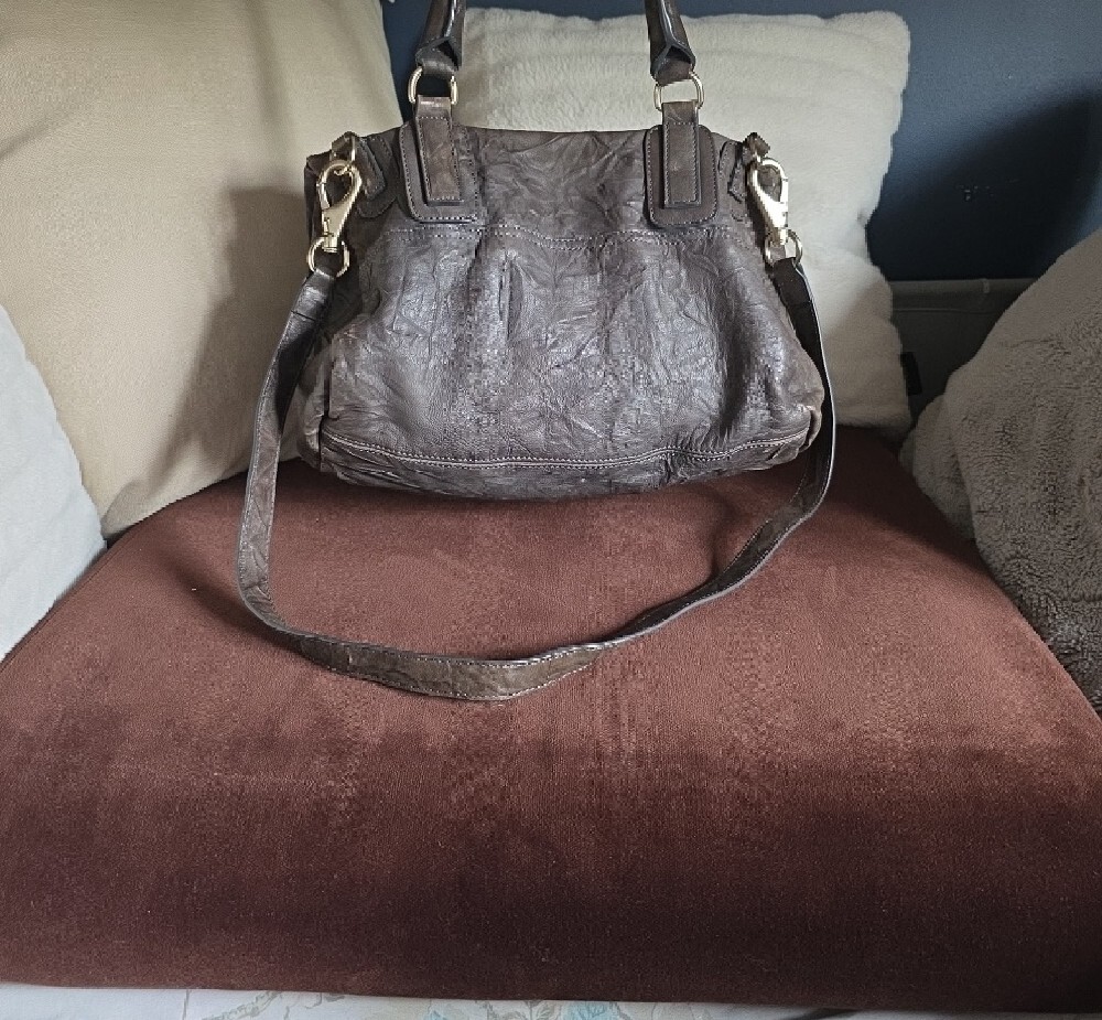 Givenchy Pandora Bag - Picture 3 of 7